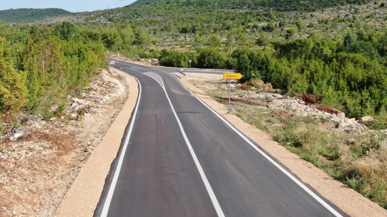 Ministarstvo saobraćaja i veza HNK uredilo važno raskrižje na cesti R425